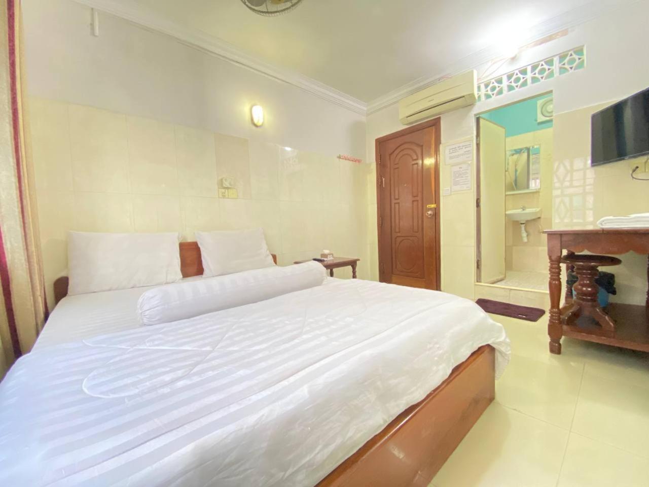 Hotel Empire House, Phnom Penh Exterior foto